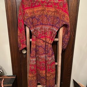 Vintage Indonesian Paisley Midi Dress, so unique, beautifully made, runs large